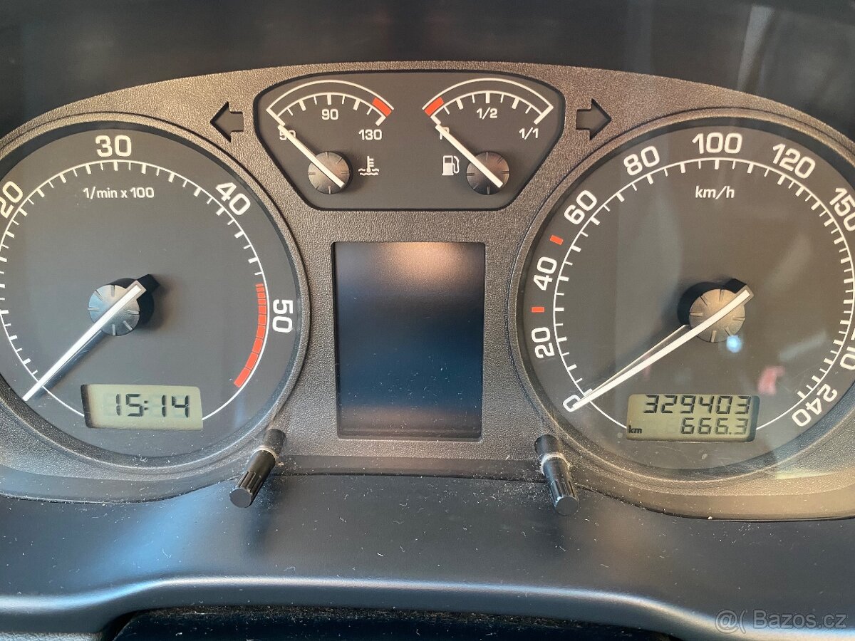 Škoda Octavia 1 - 8