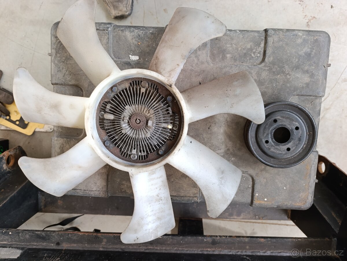 Nissan Navara D22 -motor - 8