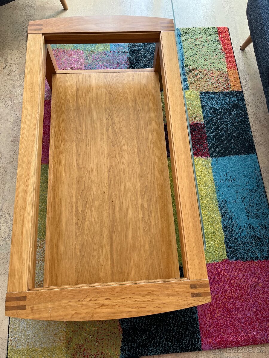 Konferenční stolek - 8