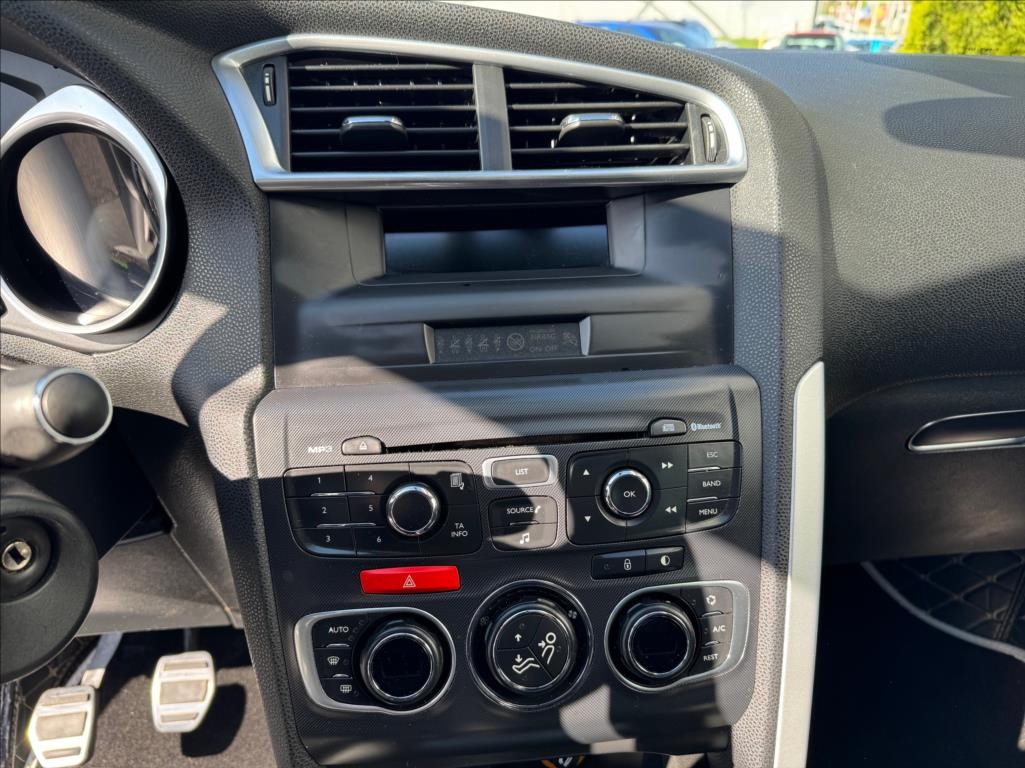 Citroën DS4 1,6 (2013) - 8