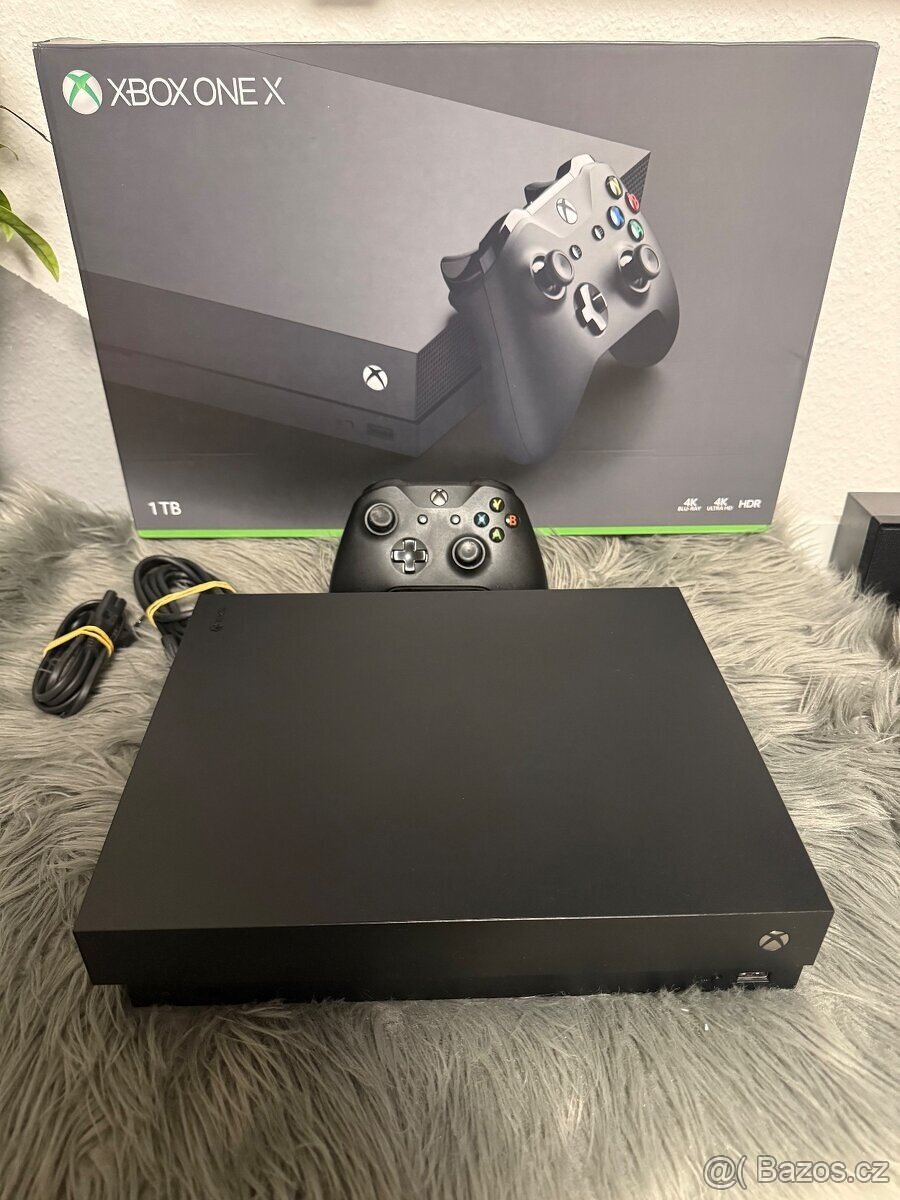 XBOX ONE X 1TB V TOP STAVU - 8