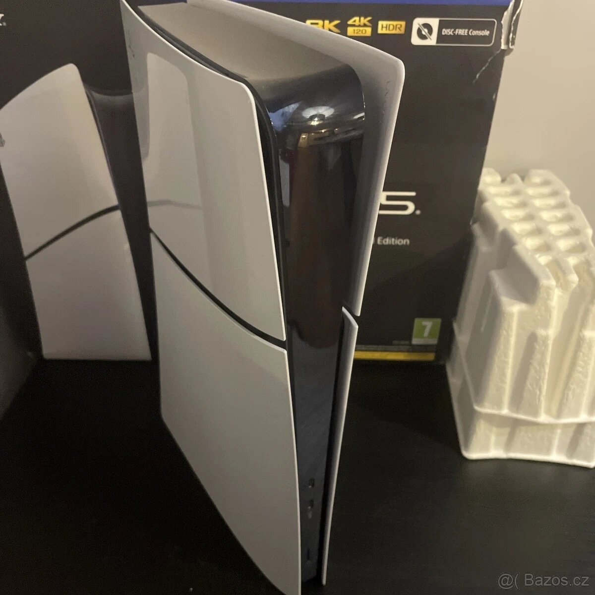 PlayStation 5 Slim (Digital Edition) - 8