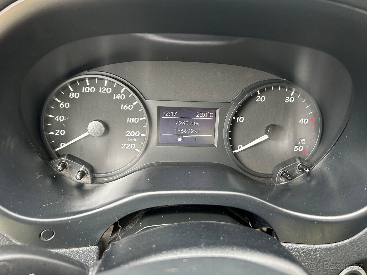 Mercedes Benz vito - 8