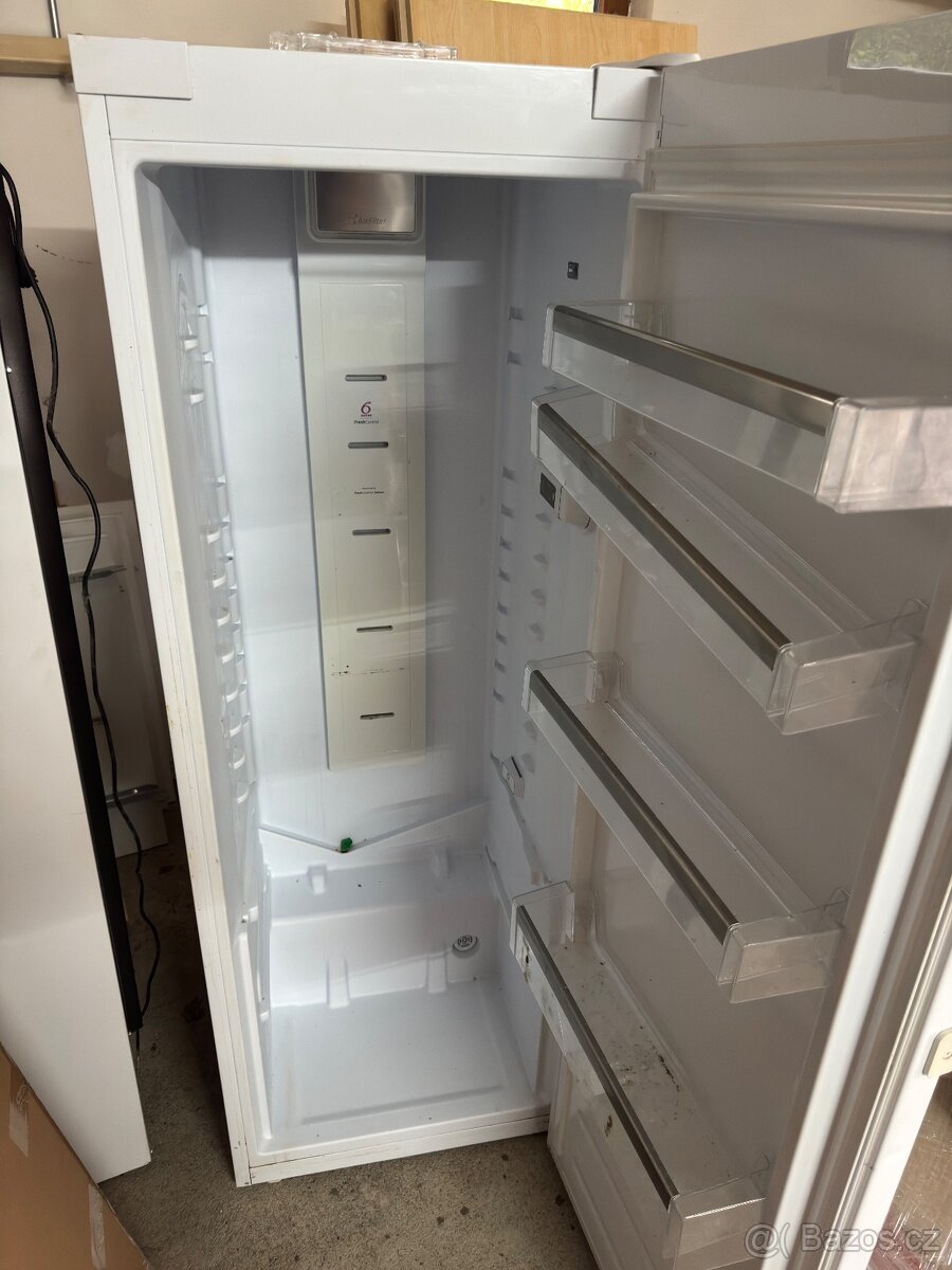 Lednice Whirlpool SW6-AM2Q-W - 8