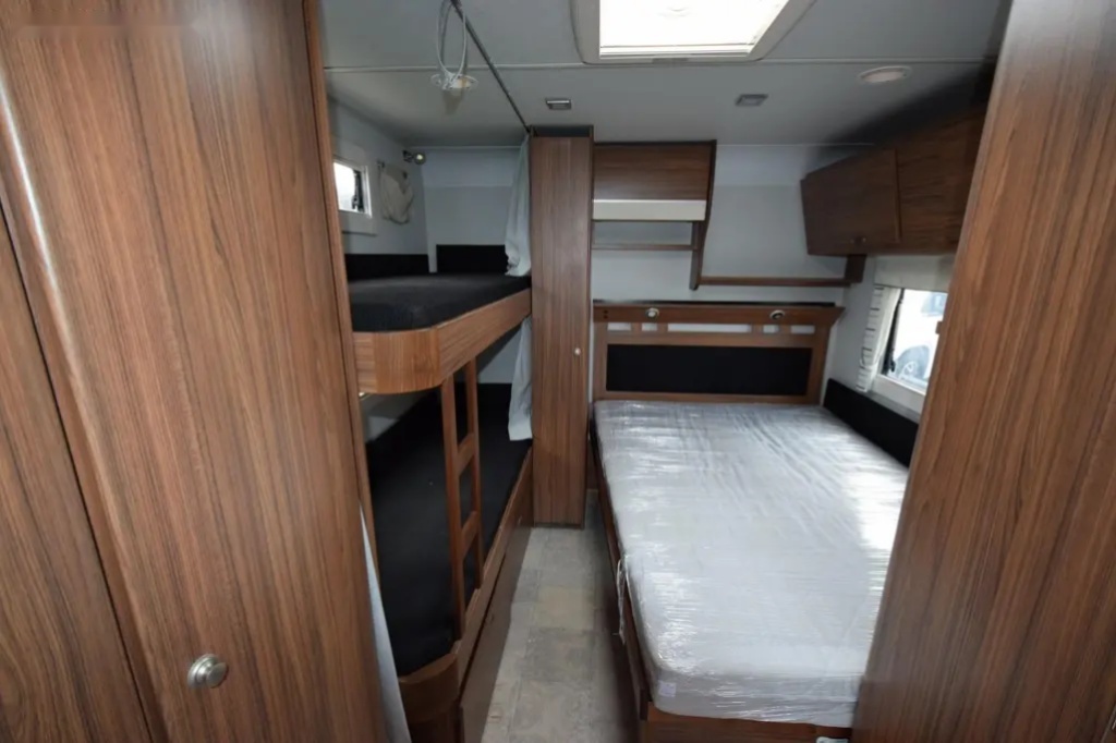 Ostatní, Polar 700 - KOMISE - 8