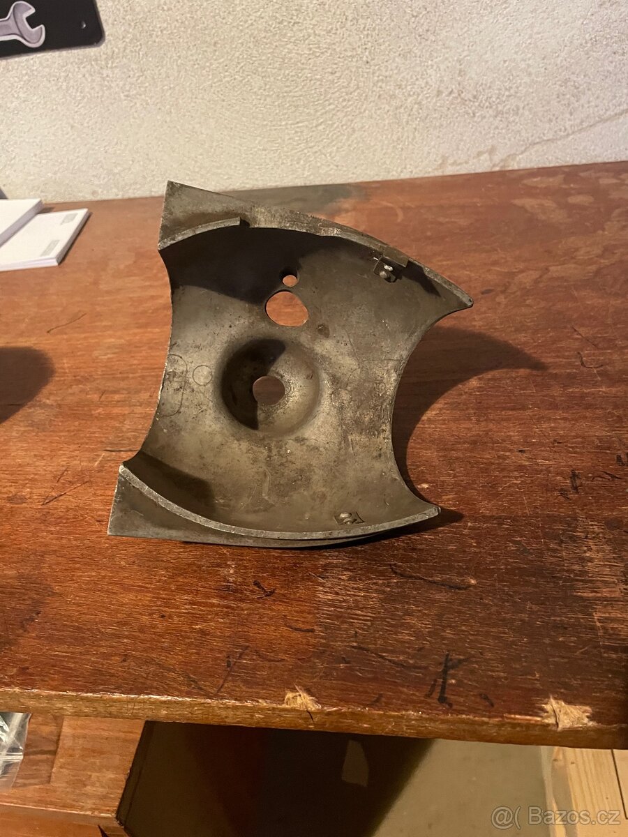 Jawa kryty karburátoru - 8