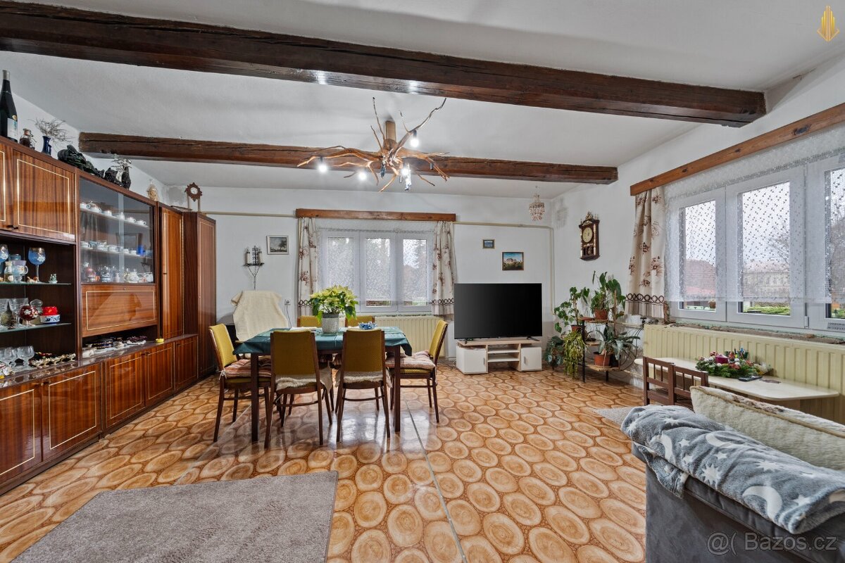 Prodej zemědělské usedlosti - 8