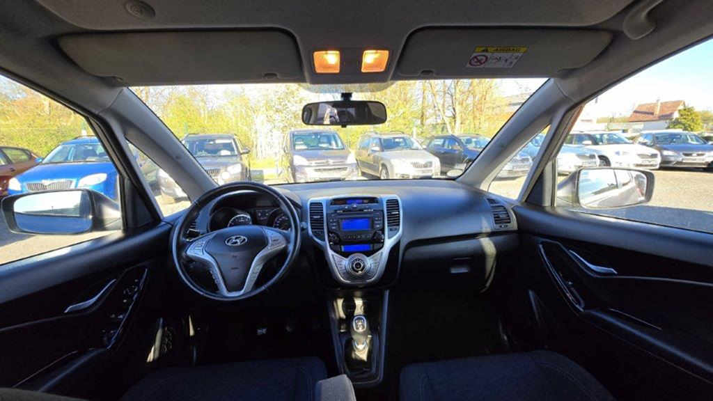 HYUNDAI ix20 1.4CVVT STYLE 1MAJITEL - 8