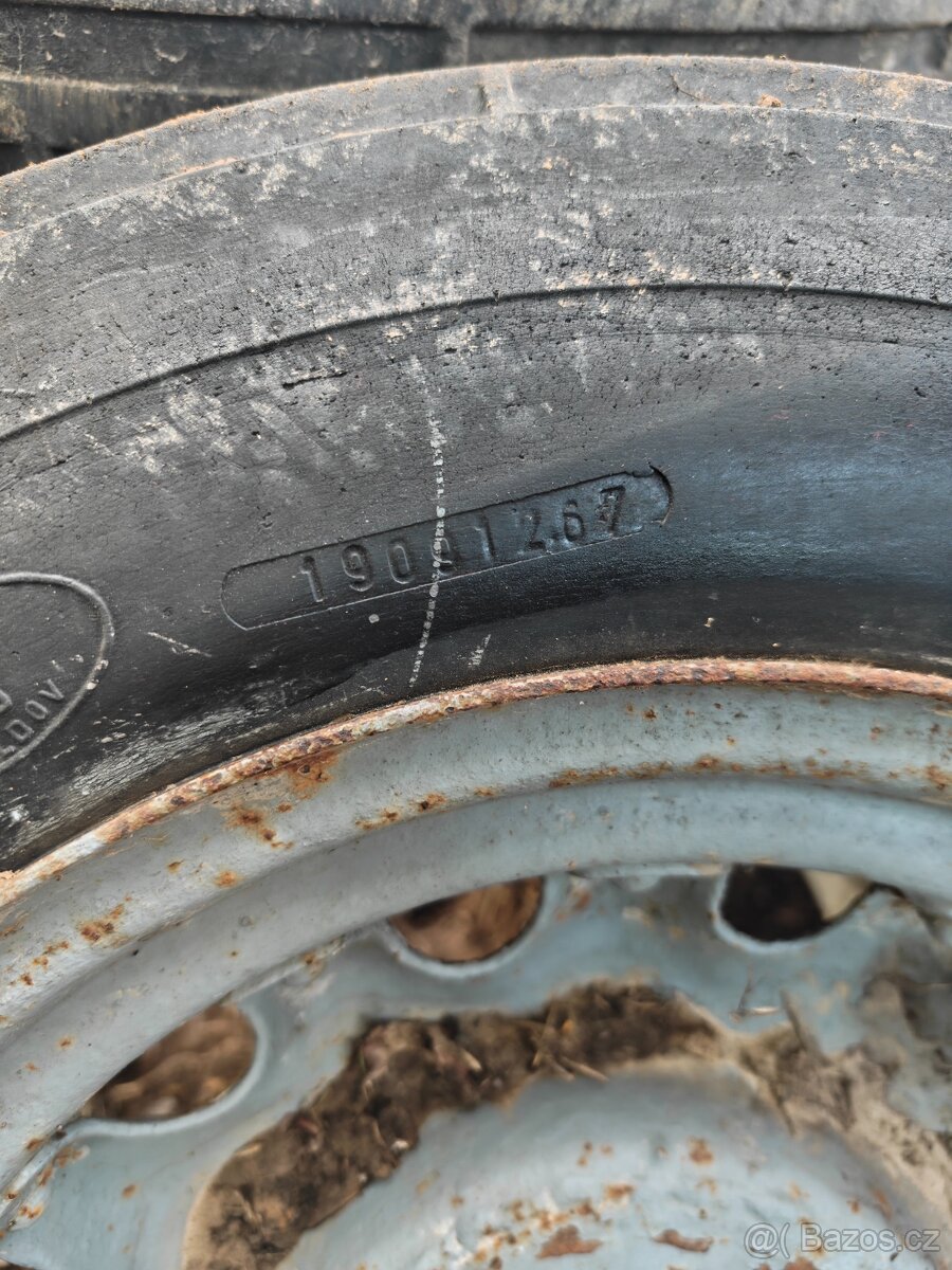 Kola na traktor Zetor 25 - 8