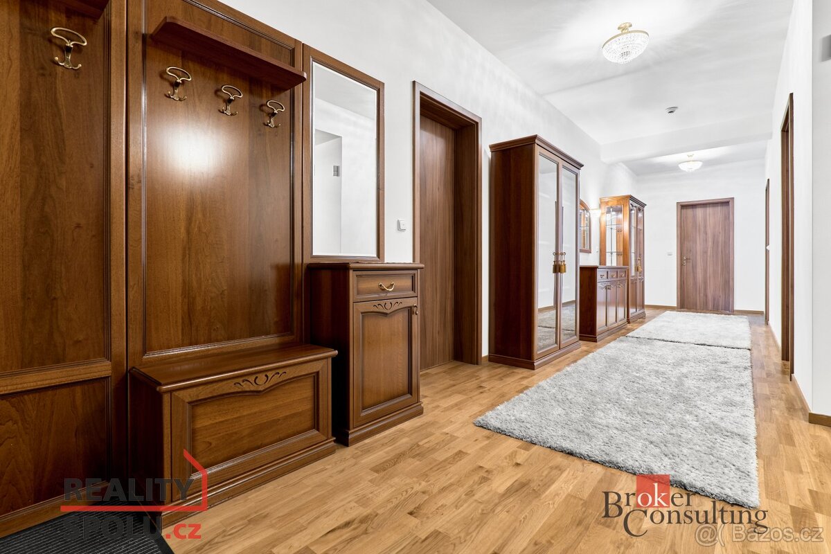 Prodej, byty/3+kk, 137 m2, Divadelní náměstí 2132/19, 36001 - 8