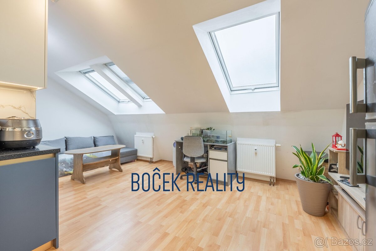 Prodej bytu 3+kk 62 m², Žebrák, ev.č. 10112 - 8