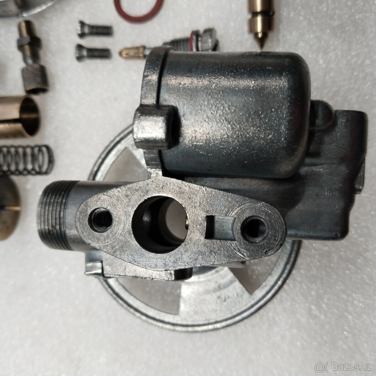 JAWA 550 PAŘEZ PINCEK LEVOSTRANNÝ JIKOV KARBURÁTOR ORIGINÁL - 8