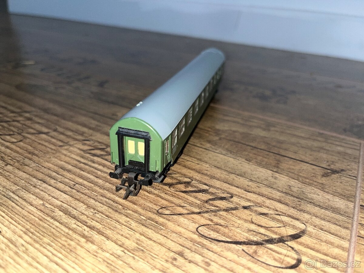 Osobní vozy klasické stavby - 8