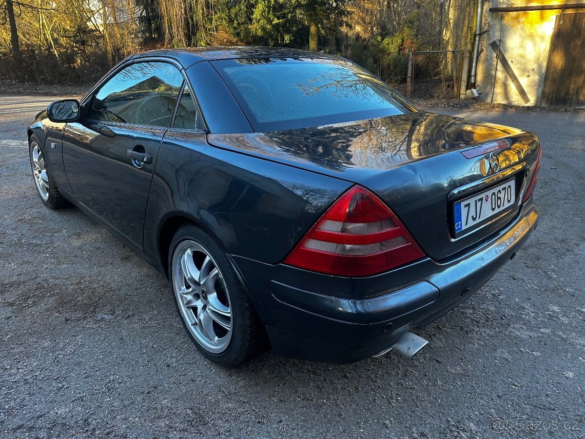 Mercedes Benz SLK 200 Kabriolet - 8