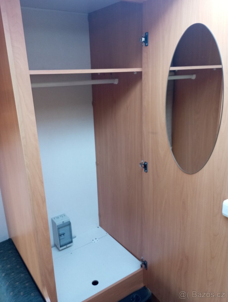 Chateau 403C r.v.2001 el.mover+markýza - 8