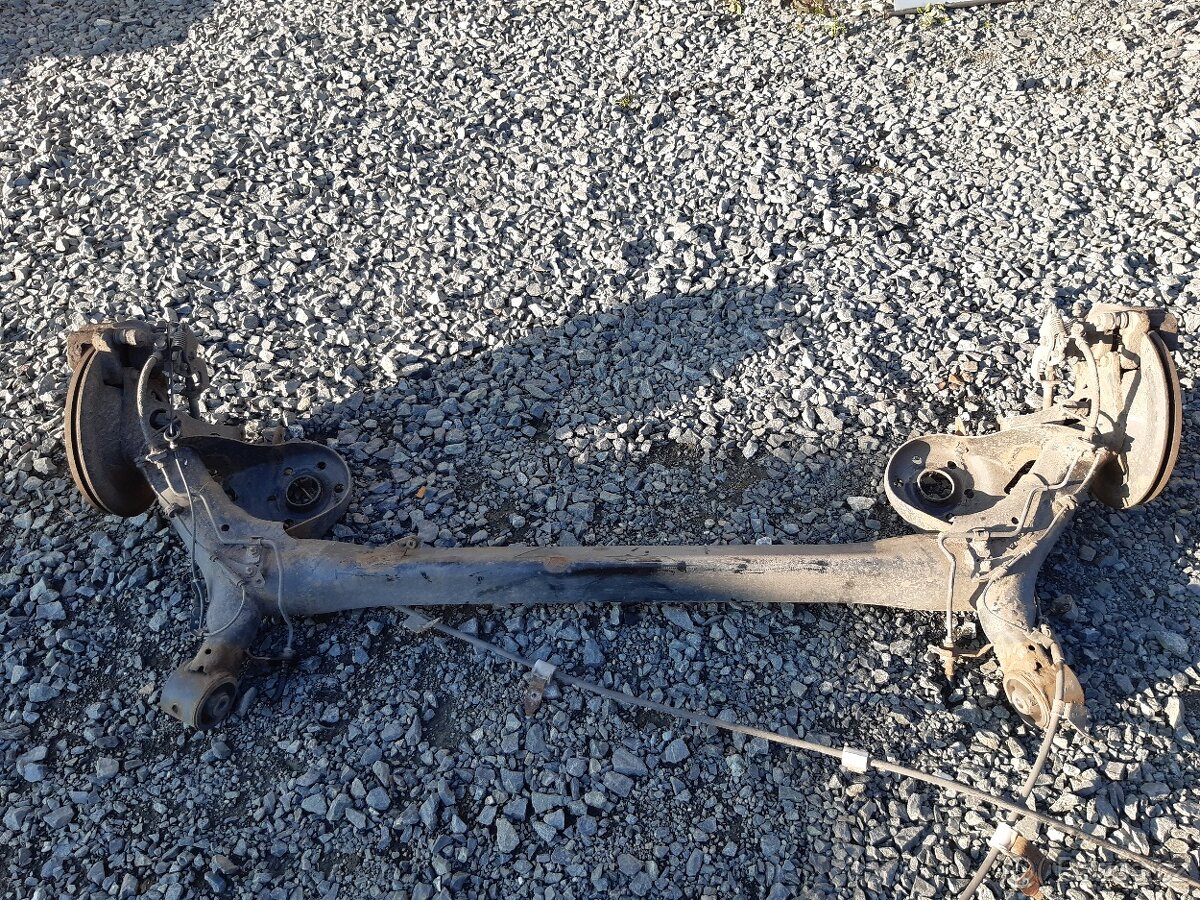 Toyota Auris náprava - 8