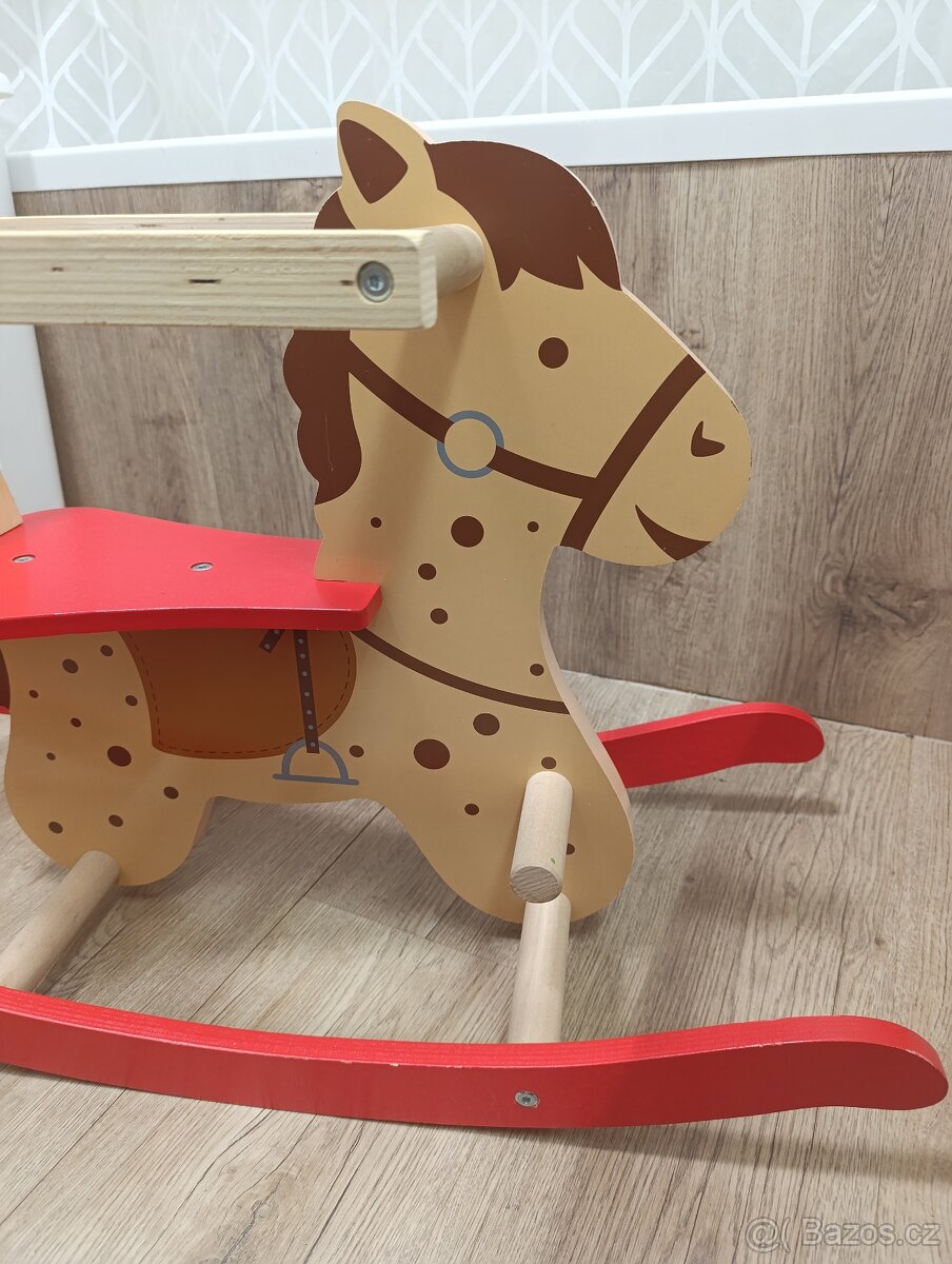 Dřevěný houpací kůň - 8