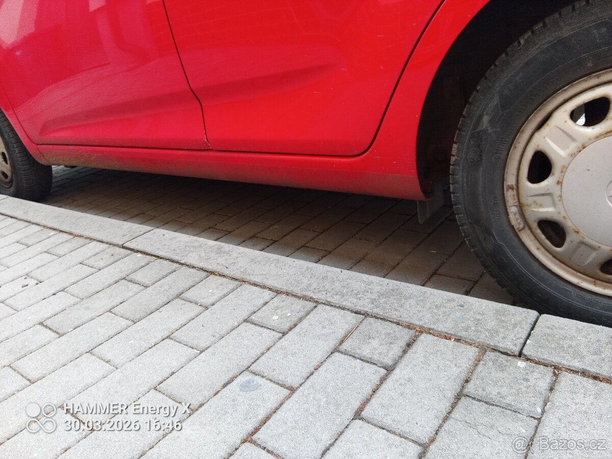 Chevrolet Spark 1.0 16V rok 2012 - 8