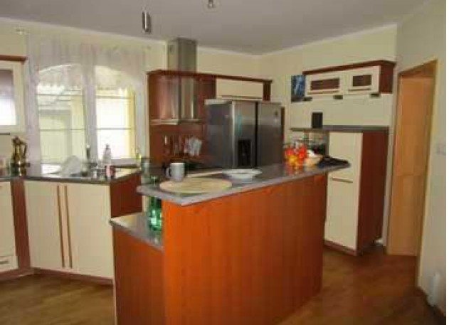 Rodinný dům se zahradou, Čestlice, okr. Praha-východ - 8