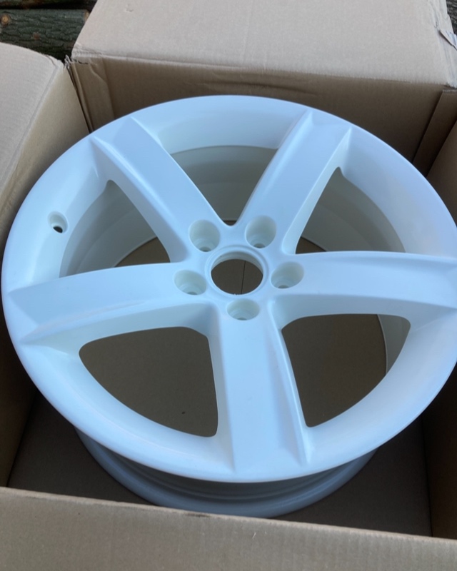 Alu bílé 17” 5x112 et28 - 8