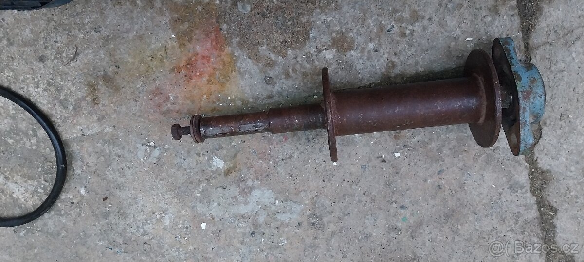 Prodám motor, převodovkou, na vrátek - 8