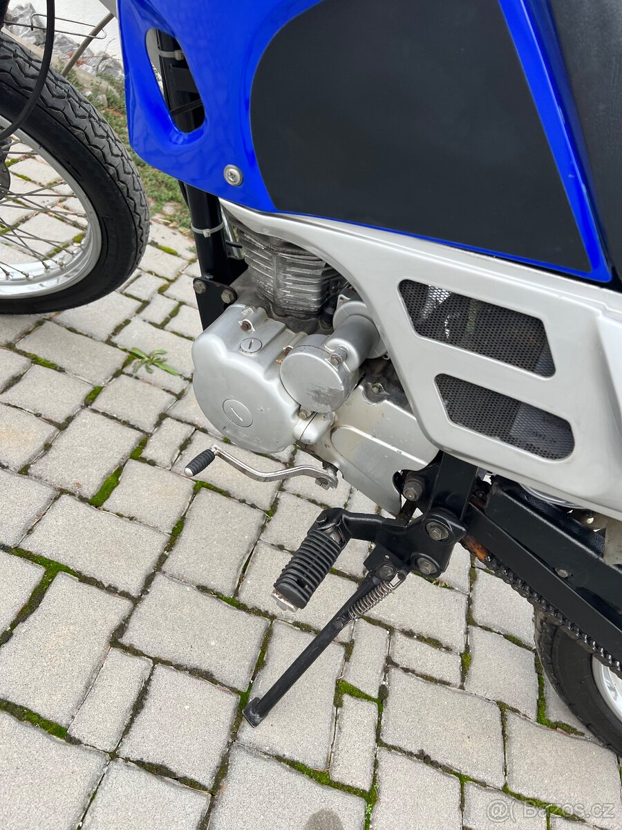 Prodám JAWA 125 SPORT 4T Super stav - raritní - 8