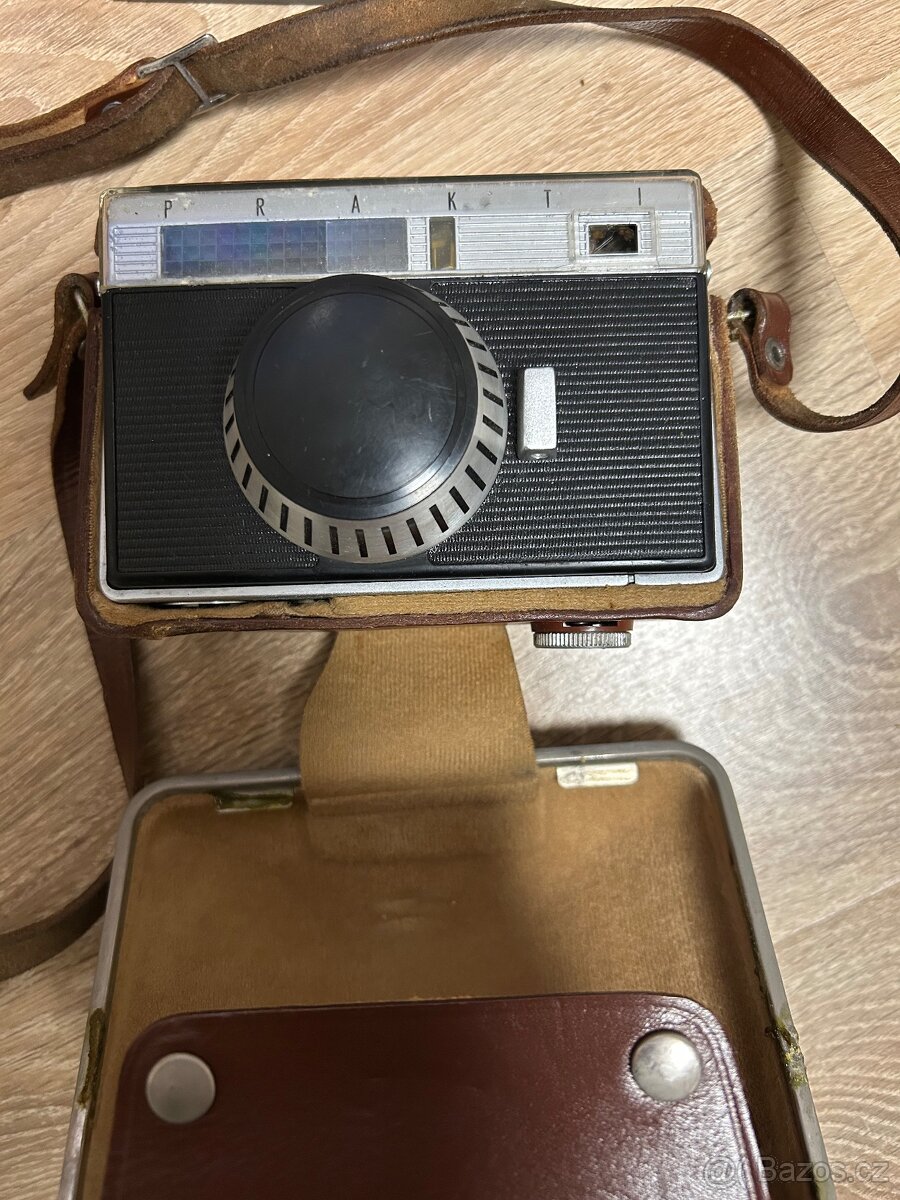 Prakti fotoaparát - 8