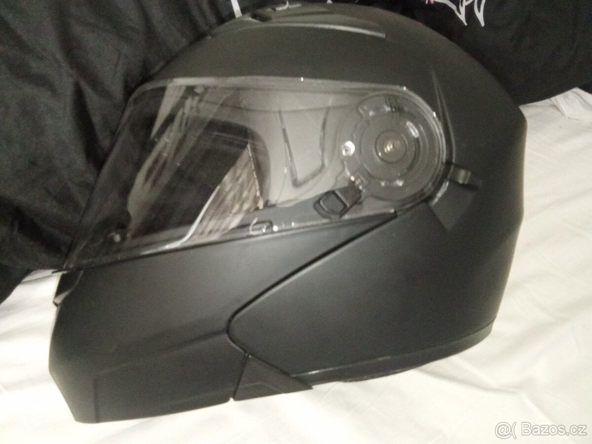 Vyklápěcí přilba Ozone černá matná M - 8