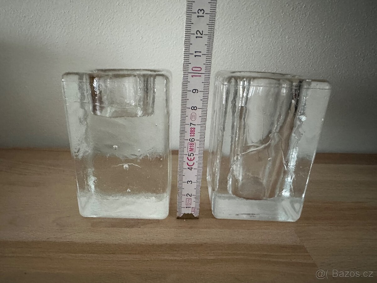 Svícen a váza ledové sklo. - 8
