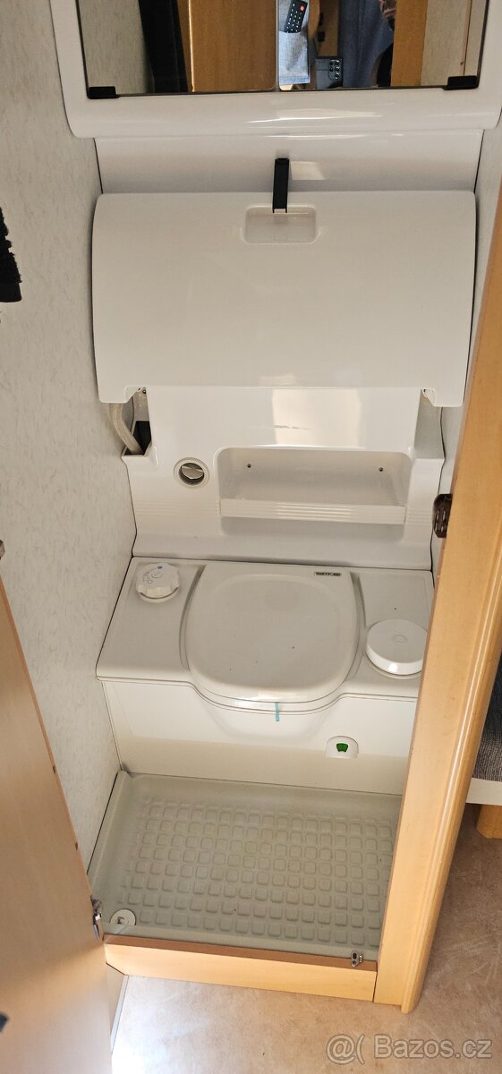 Karavan Hobby 400 De luxe + ROBOT TROLLEY 1500 - 8