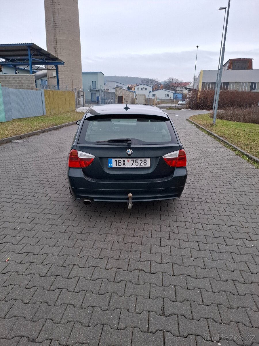 prodám BMW e91 320i 110kw manual - 8