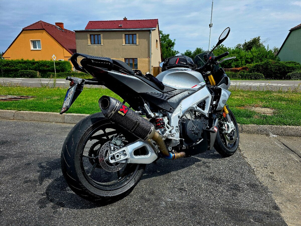 Aprilia Tuono V4 1100RR - ČR, stav nové motorky, Akrapovič - 8