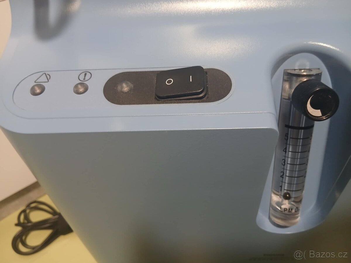 Kyslíkový koncentrátor Philips Respironics EverFlo - 8