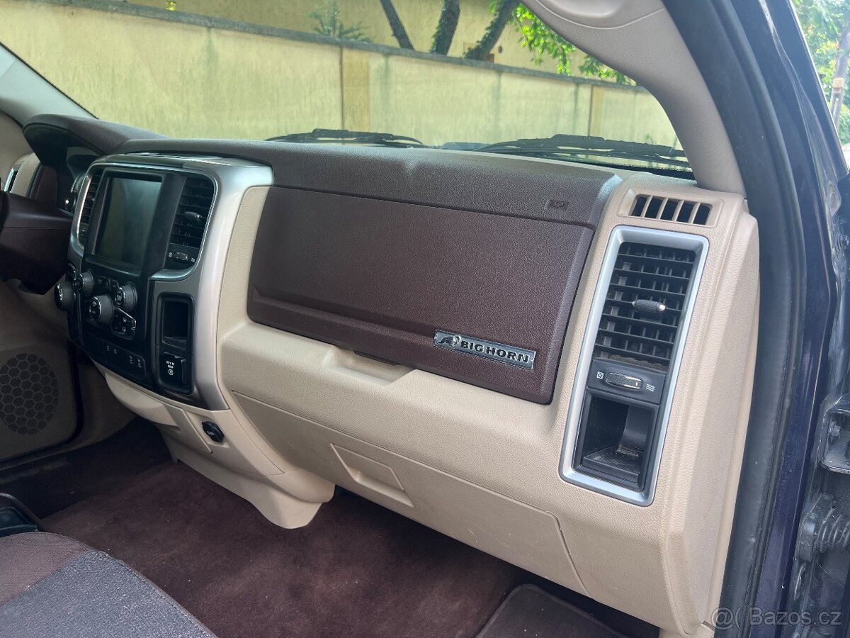 Predám Dodge RAM 1500 Big Horn - 8