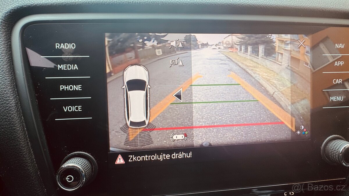 Škoda Octavia 3 1.6 TDI Style DSG - 8