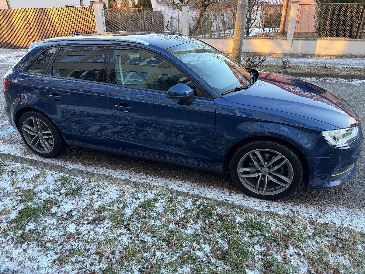 Audi A3 Sportback 2.0 TDI - 8