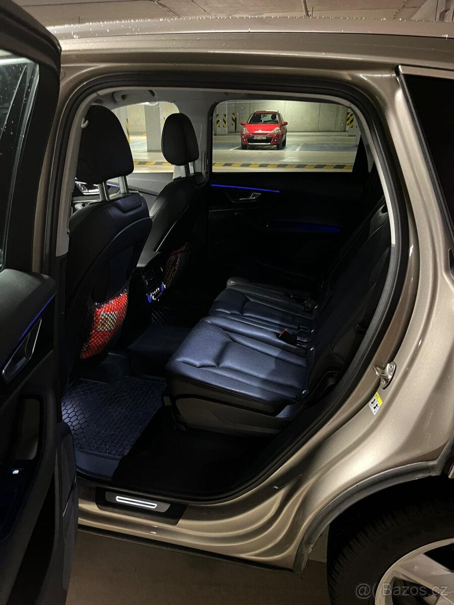 Prodám Audi Q7 - 8