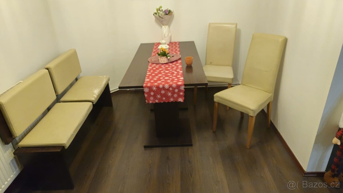 Jídelní sestava - 8
