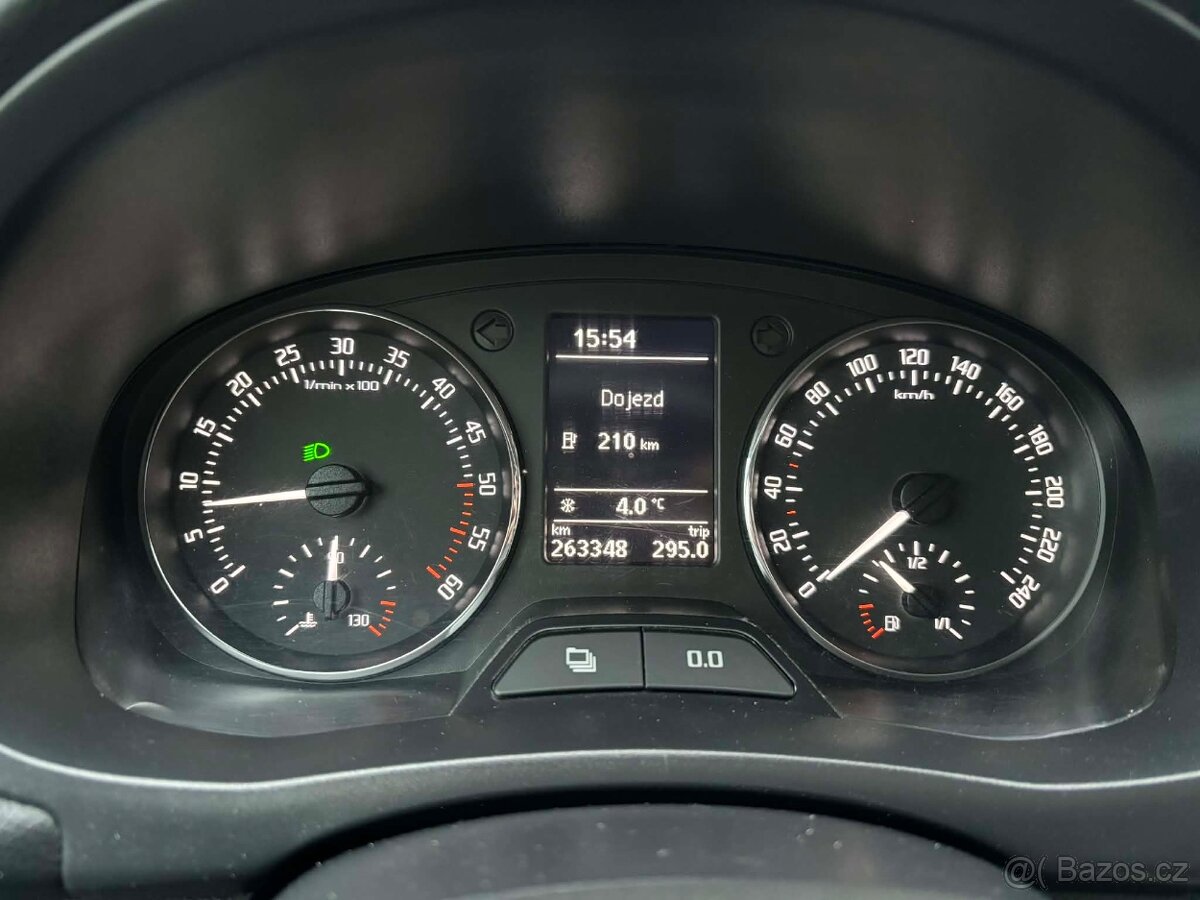 Škoda Fabia Combi 1.6 TDI 90k Elegance - 8