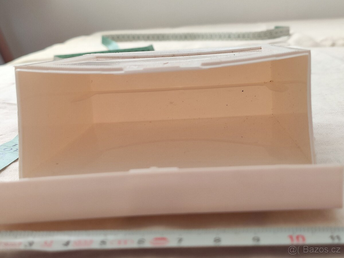 Plastová krabička na cokoliv 5,- - 8