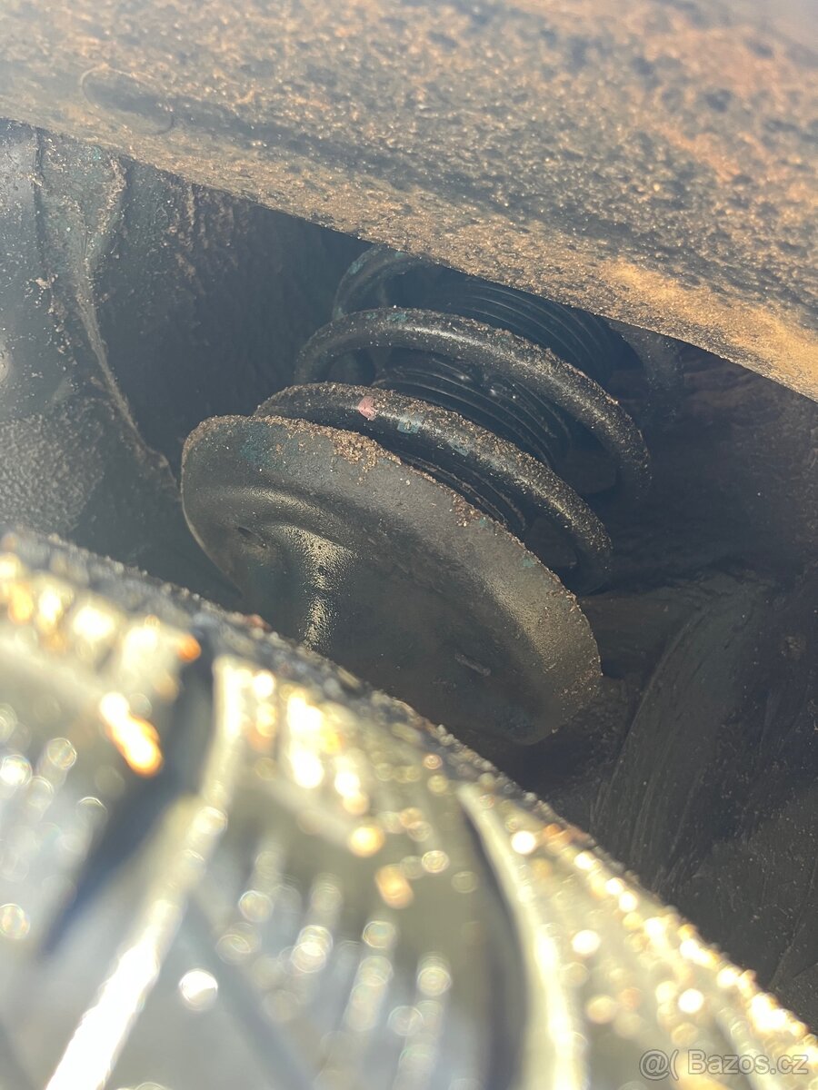 Škoda Octavia 1.6 MPI 75kw 2004 - 8