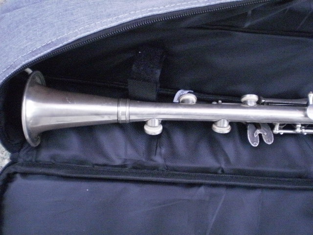 Kovový klarinet SILVERTONE - USA - 8