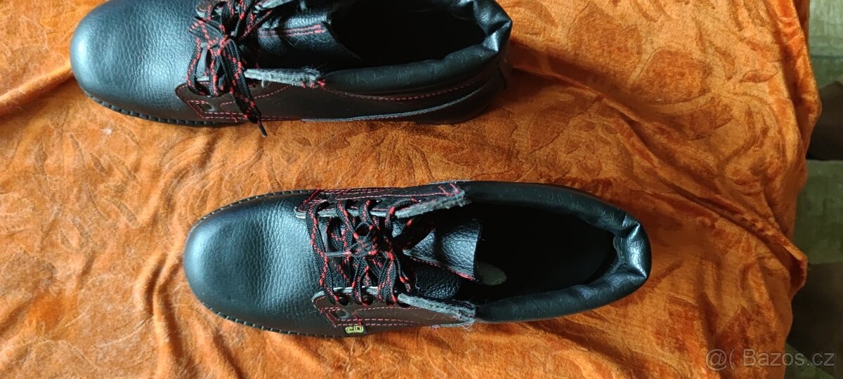 Kožené retro boty ČD - 8