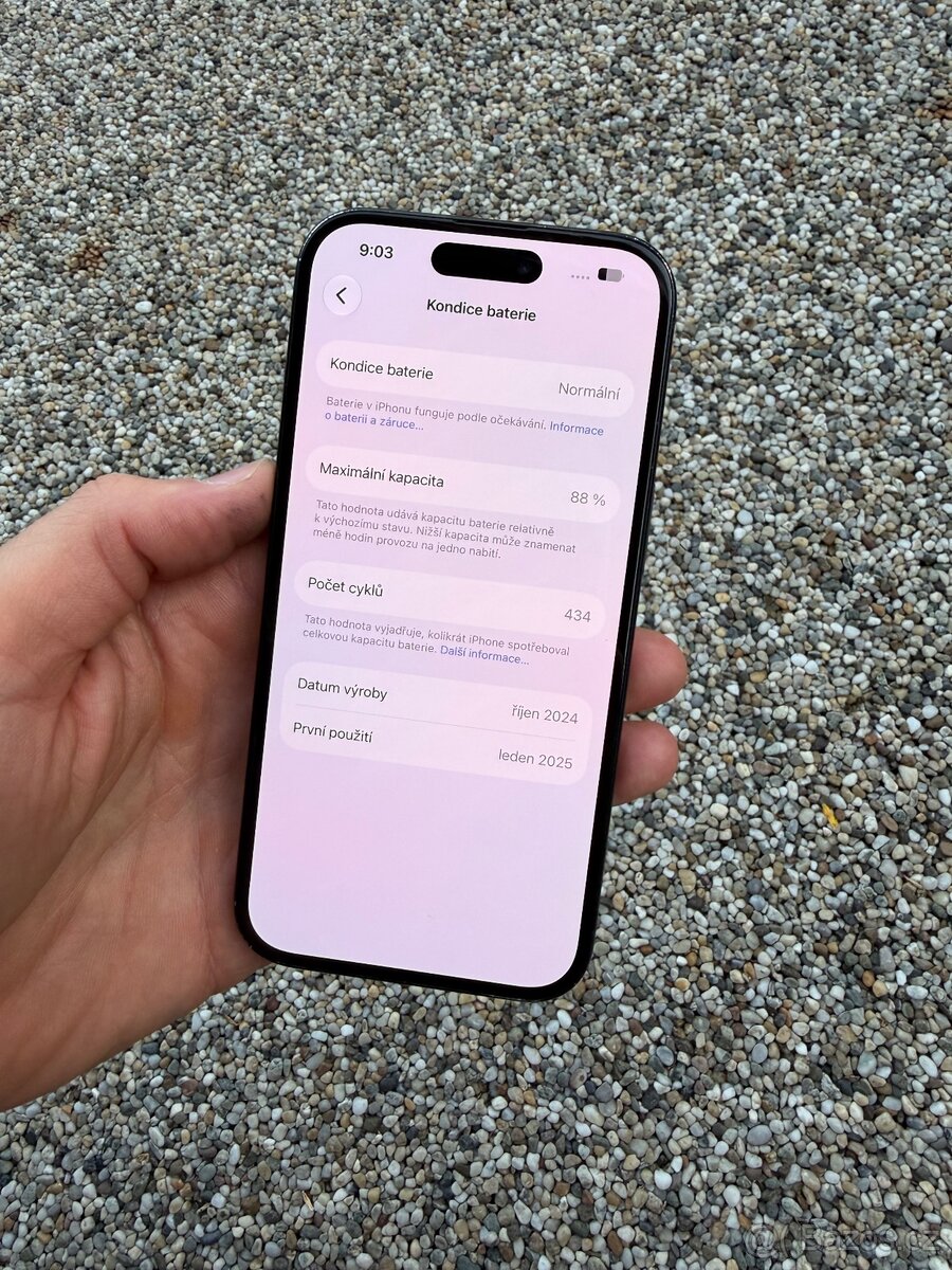 IPhone 15 - 8