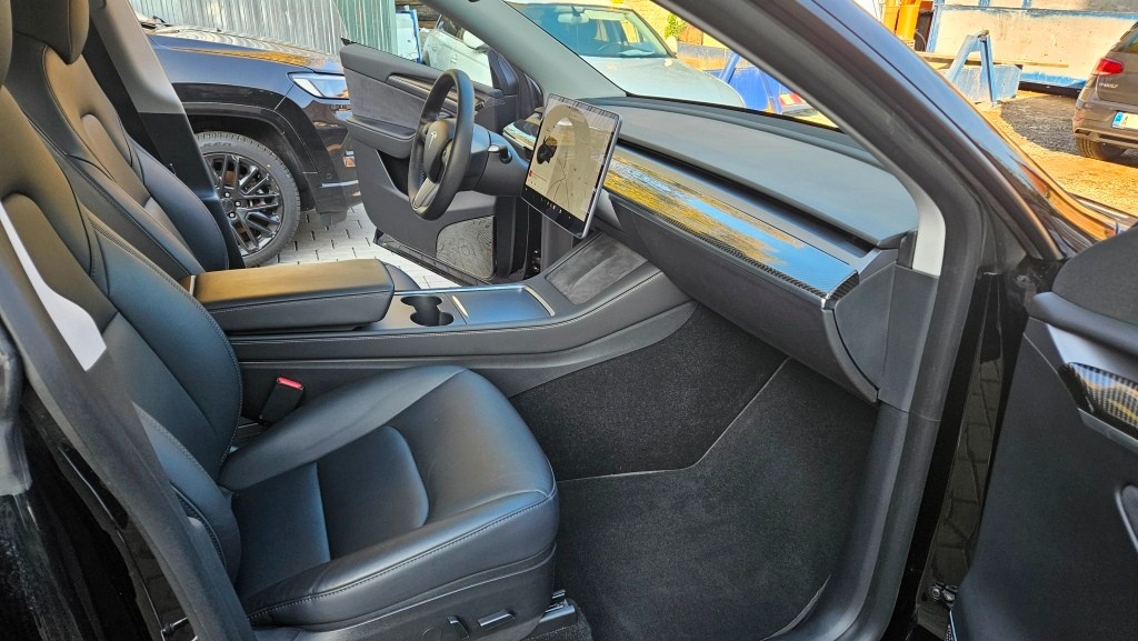 Tesla Model Y Long Range AWD SoH 90% - 8