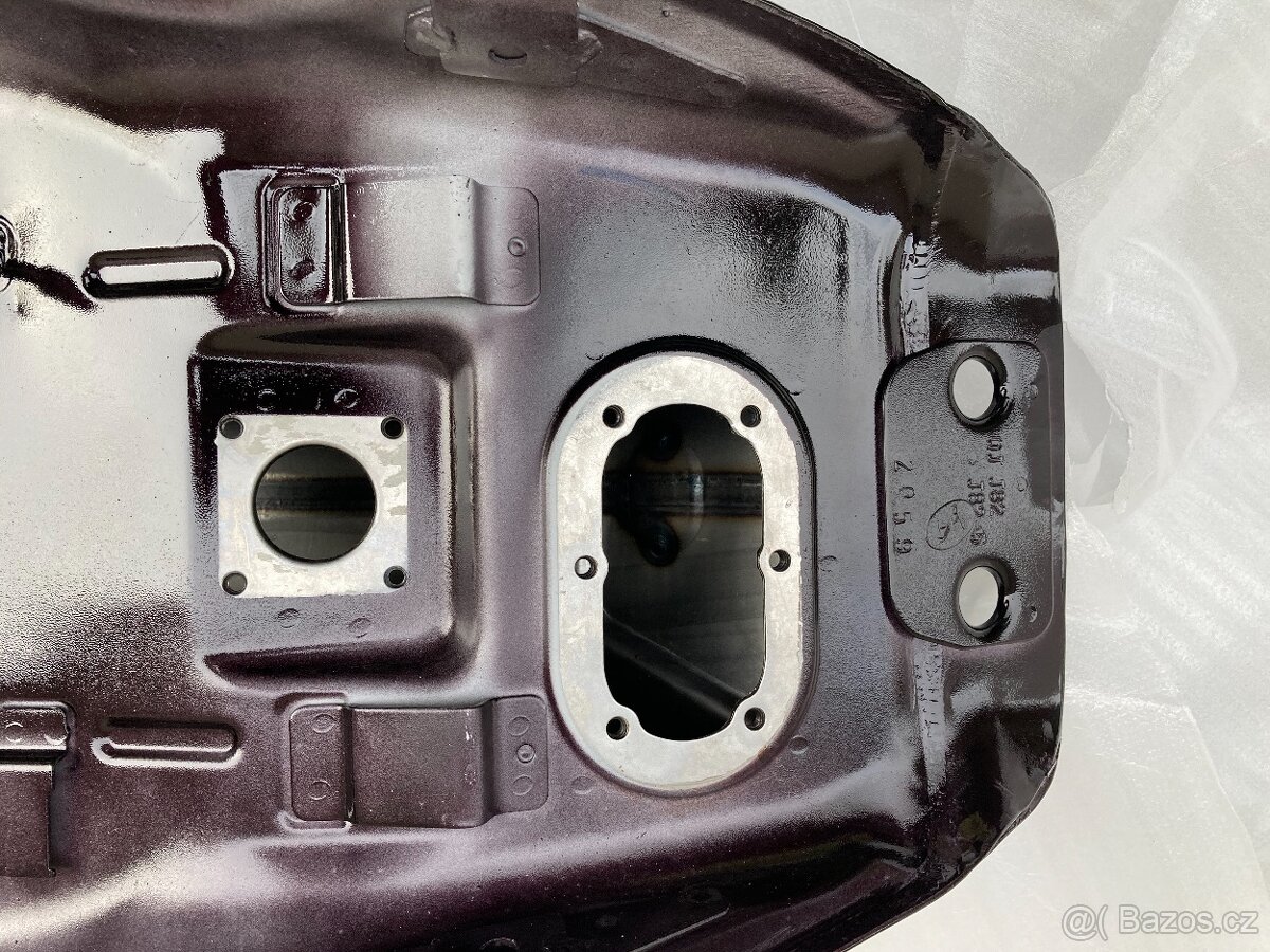 Nádrž Benelli 502C Cruiser - 8