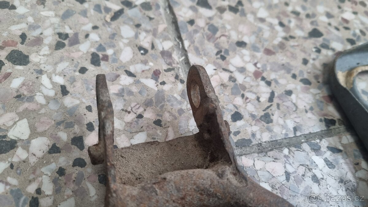 Nosič a stojan Stadion S11 - 8