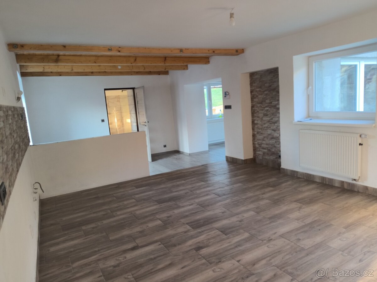 Prodej domu v Častohosticích - 8