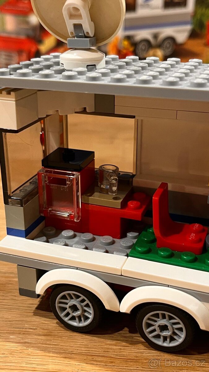 Lego city Pick-up a karavan 60182 - 8