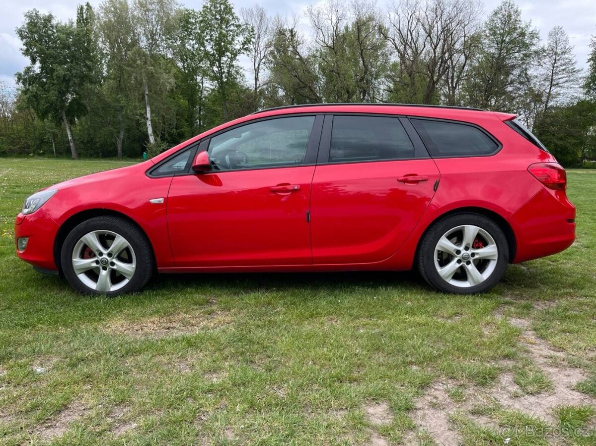 Opel Astra 1.7CDTi - 8